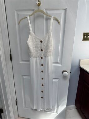 Jessica Simpson White Crochet Bodice Button-Front Midi Dress